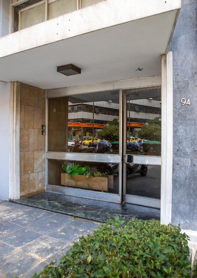 Διαμέρισμα Στο Κέντρο Δίπλα Στα Νοσοκομεία Και Τα Αξιοθέατα Apartment Athena Bagian luar foto